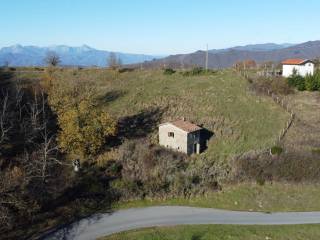 Cascina in vendita a bagni di lucca località colle a serra, snc