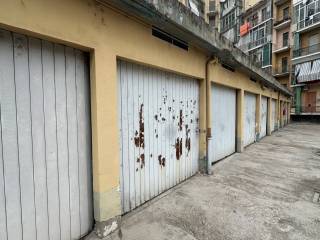 Garage in vendita a torino via monte rosa, 77