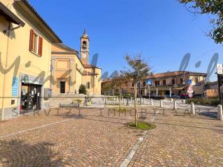 Negozio in affitto a casorate primo piazza augusto contardi, 16