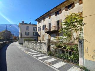 Casa indipendente in vendita a sondrio lungomallero armando diaz