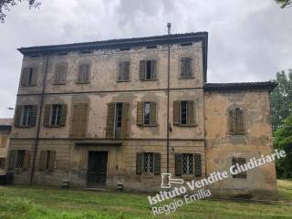 Terreno agricolo all'asta a correggio via per reggio, 30-32