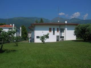 Villa in vendita a budoia via roma