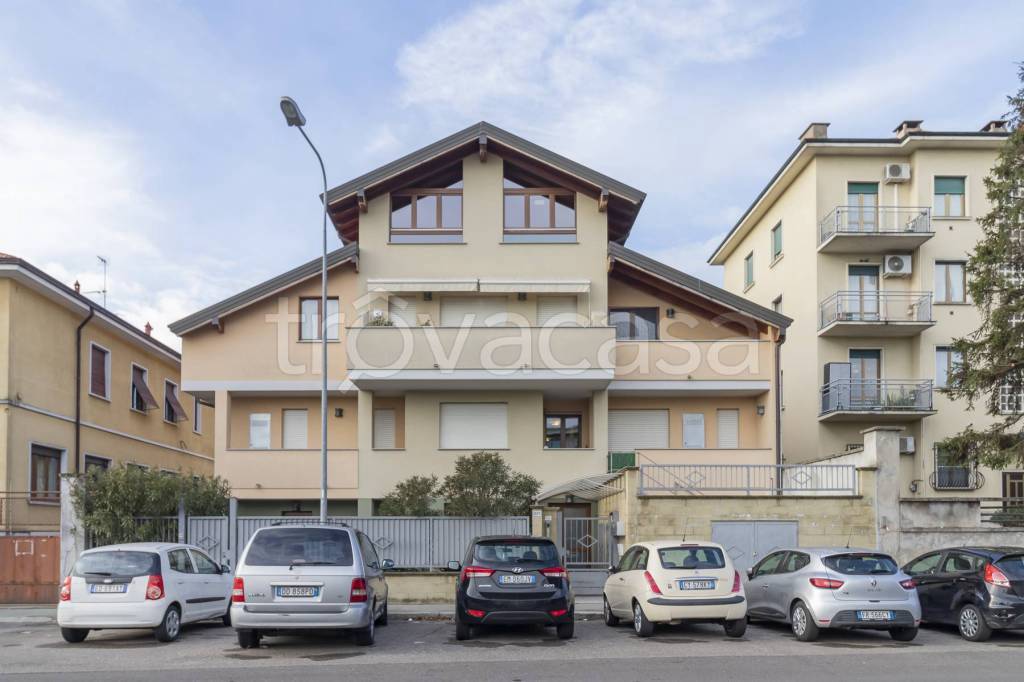 immagine annuncio 1 di 9