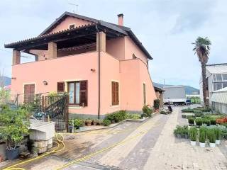 Villa bifamiliare in vendita ad albenga 