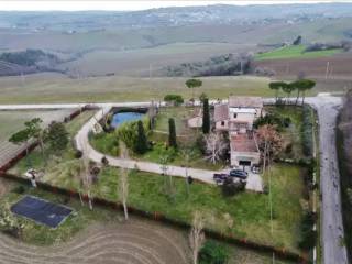 Villa in vendita ad arcevia località piticchio