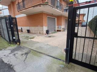 Garage in vendita a fonte nuova via 25 aprile