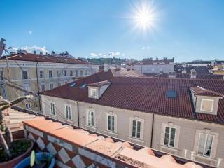 Appartamento in vendita a trieste via di torre bianca, 10