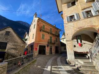 Casa indipendente in vendita a varzo via lincio, 24