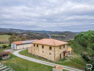 Rustico in vendita a montecatini val di cecina strada regionale di val di cecina