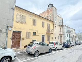 Casa indipendente in vendita ad atessa via sant'antonio, 19