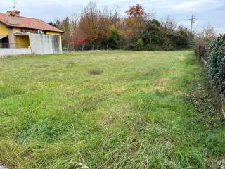 Terreno residenziale in vendita a mortegliano via i maggio, 20