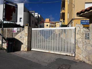 Garage in vendita a siracusa via carlo forlanin, 12