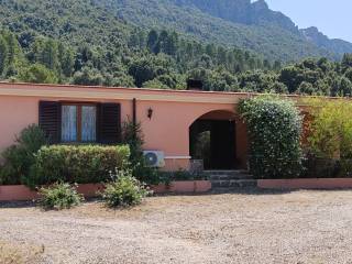 Villa in in vendita da privato a dorgali strada statale orientale sarda