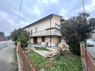 Villa bifamiliare in vendita a roncoferraro 