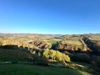 Cascina in vendita a dogliani borgata casale