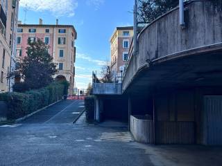 Garage in vendita a bologna via aurelio saffi, 73