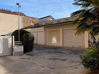 Garage in vendita a legnano 