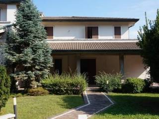 Villa bifamiliare all'asta ad arzignano via trento