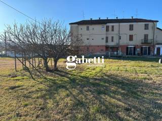 Rustico in vendita ad asti strada stazione di portacomaro