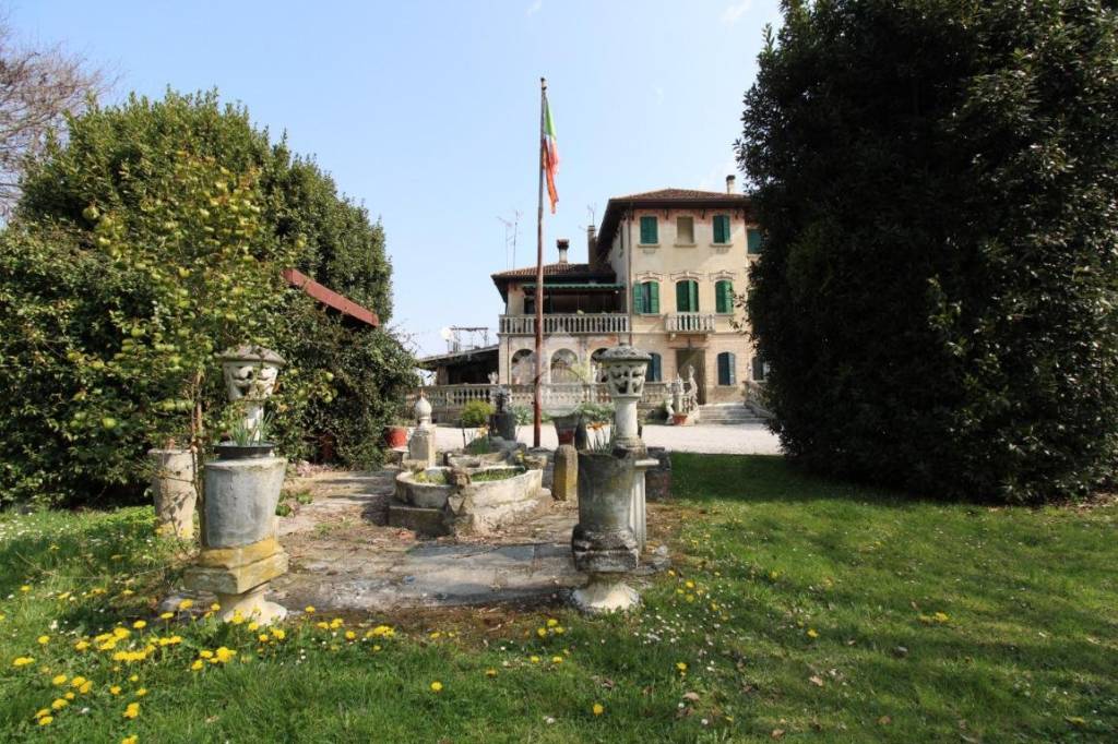 immagine annuncio 1 di 12
