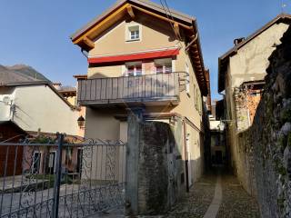 Casa indipendente in vendita a cannobio 