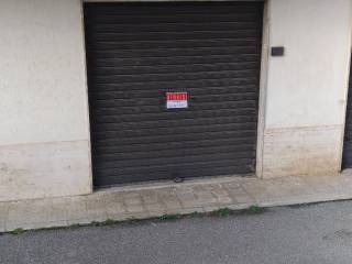 Garage in vendita a castrolibero via largo degli aquiloni, 32