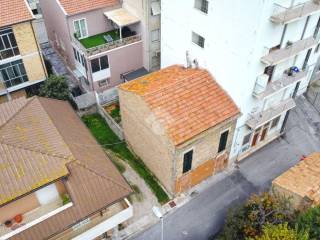 Casa indipendente in vendita a porto sant'elpidio via giuseppe ungaretti, 7