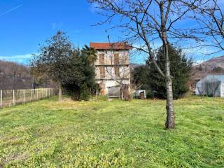 Terreno residenziale in vendita a lanzo torinese via torre majet, 17