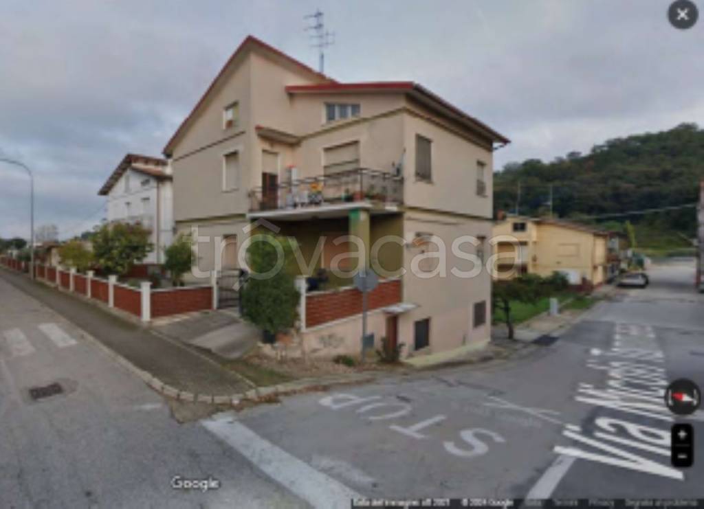 immagine annuncio 2 di 12