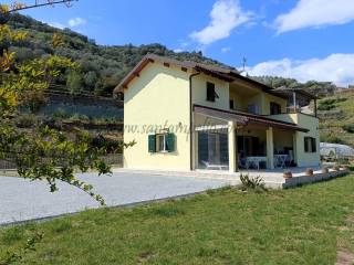 Villa in vendita a dolceacqua 