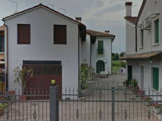 Casa indipendente in vendita a castello di godego via chioggia