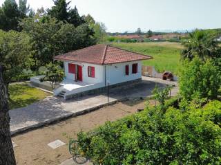 Villa in vendita a capaccio paestum via laura