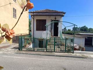 Casa indipendente in vendita a tigliole strada pratomorone, 92