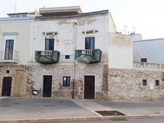 Casa indipendente in vendita a mola di bari lungomare dalmazia