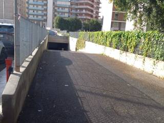 Garage in affitto a roma via eusebio chini, 28