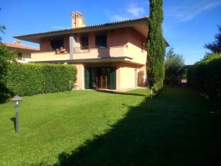 Villa bifamiliare in vendita a monterosi via terre dei consoli