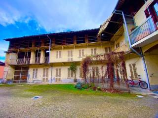 Casa indipendente in vendita a balangero via torino