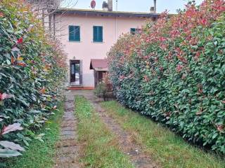 Casa indipendente in vendita ad agliana via del calice