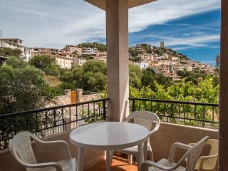 Casa indipendente in in vendita da privato a posada via melchiorre dore, 20