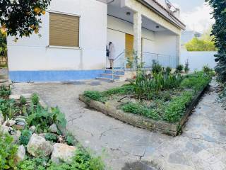 Villa bifamiliare in in vendita da privato a palermo via perseo, 43