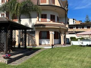 Villa in in vendita da privato a gioia tauro via ugo foscolo, 57