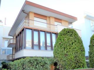 Villa in vendita a riccione 