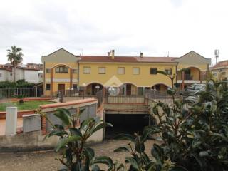 Villa bifamiliare in vendita ad agropoli via angrisani