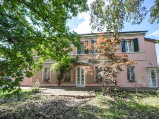 Villa in vendita a forlì via lughese