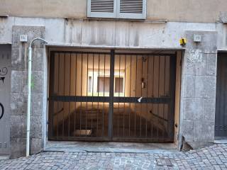 Garage in affitto a pavia via dei molini, 19