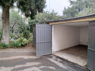 Garage in affitto a parma via carlo innocenzo frugoni, 28