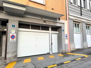 Garage in vendita a trieste via jacopo cavalli, 6/b