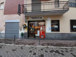 Tabaccheria in vendita a novara via nuova, 3