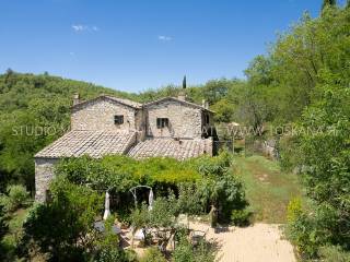 Colonica in vendita a radda in chianti strada regionale di val d'elsa