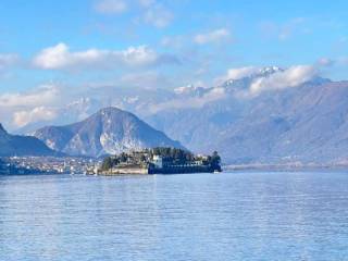 Casa indipendente in vendita a stresa via alessandro volta 17